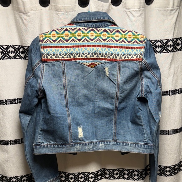 Stetson Blue Distressed cropped Denim Jacket with western embroidered back. - Picture 2 of 5